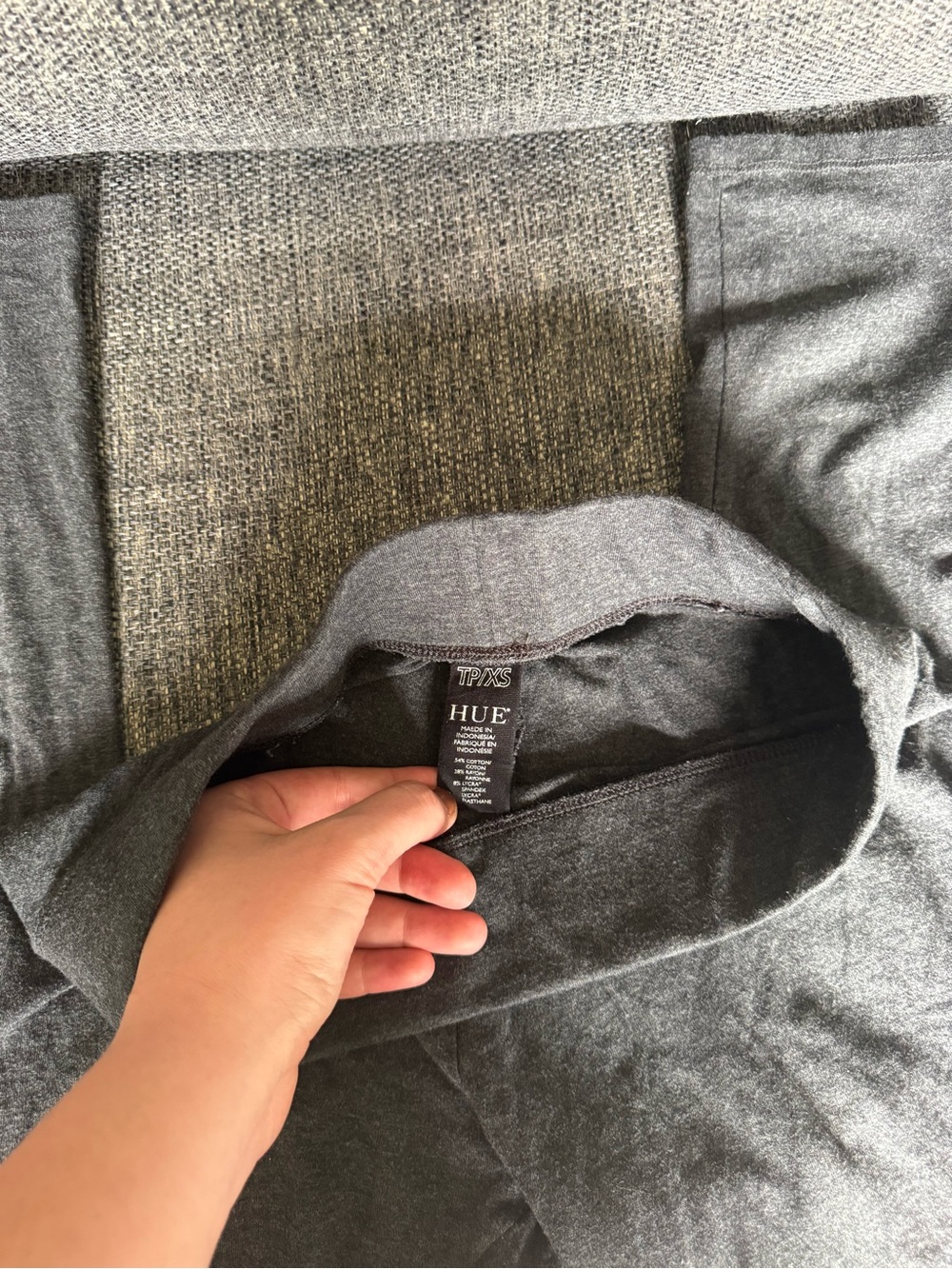 HUE Graphite Heather Cotton & Rayon Leggings